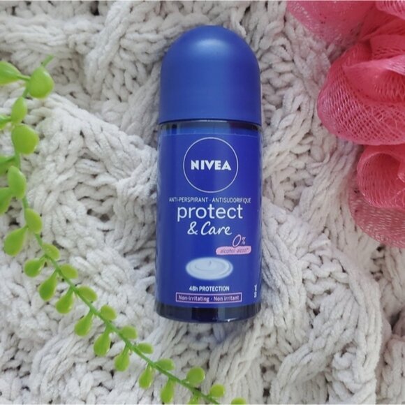NIVEA Brand New Protect and Care 0٪ Alcohol Roll On 50ml + Bath Sponge Pack - Picture 4 of 5